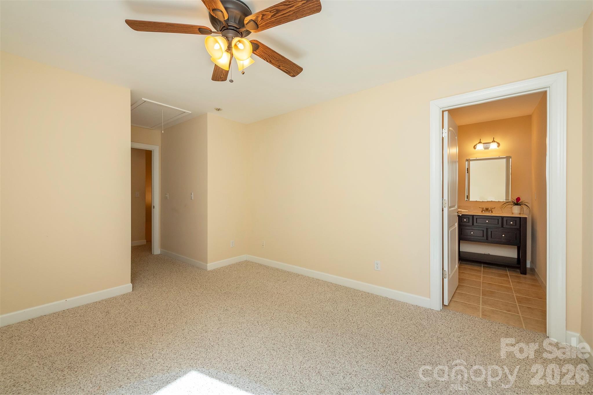 75 Noble Road Fairview NC 28730