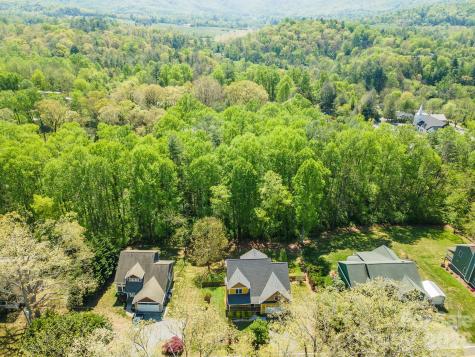 75 Noble Road Fairview NC 28730