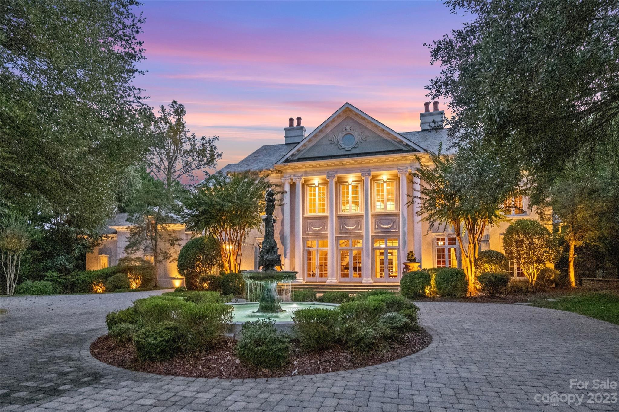 4424 Fox Brook Lane Charlotte NC 28211