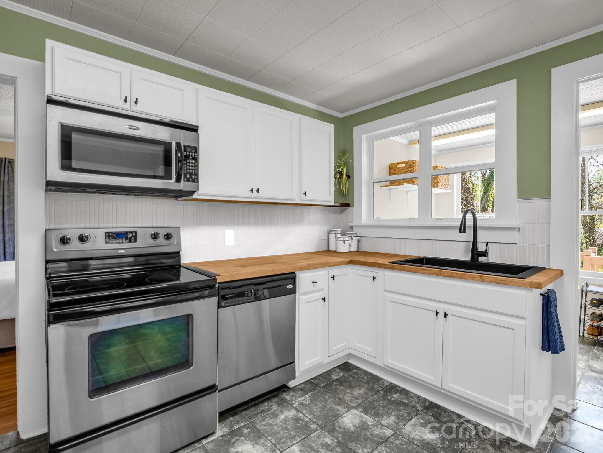 40 Hudson Street Asheville NC 28806