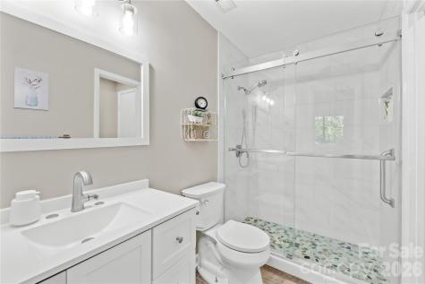 911 Sardis Cove Drive Charlotte NC 28270