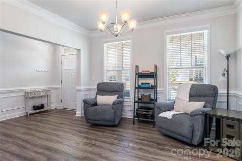 615 Fox Cove Road Hendersonville NC 28792