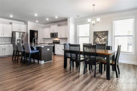 615 Fox Cove Road Hendersonville NC 28792