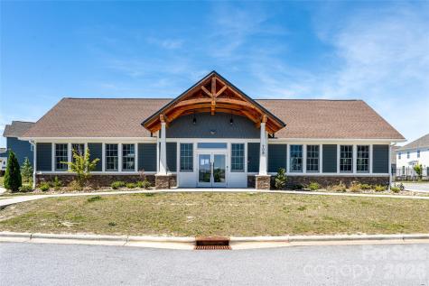615 Fox Cove Road Hendersonville NC 28792