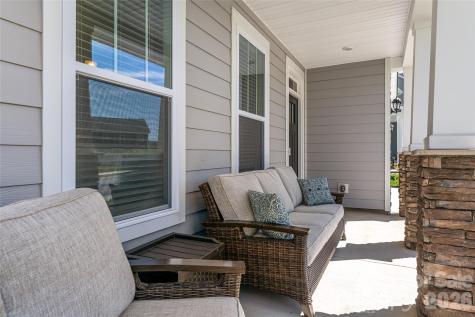 615 Fox Cove Road Hendersonville NC 28792