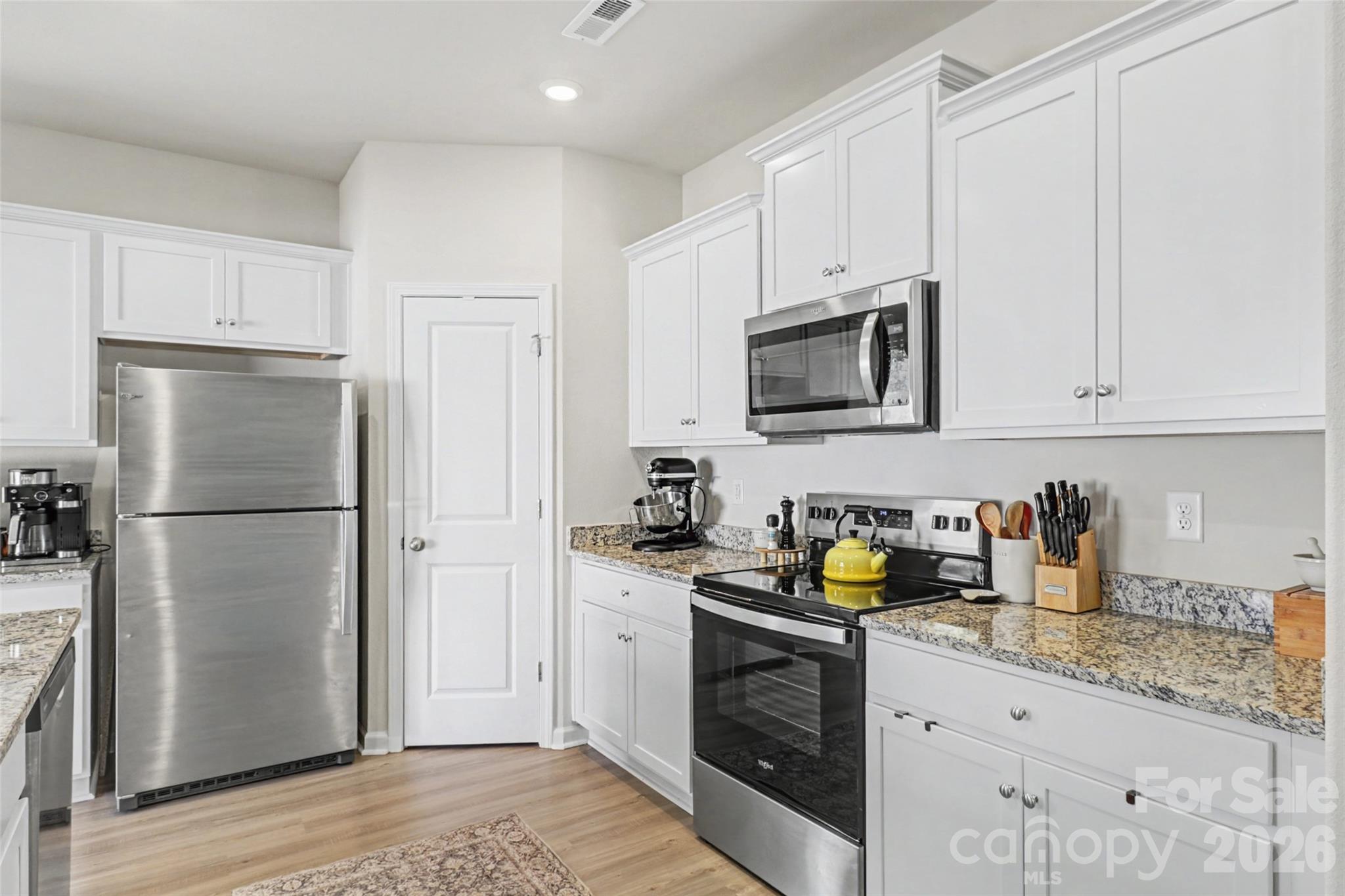 2215 Transatlantic Avenue Charlotte NC 28215