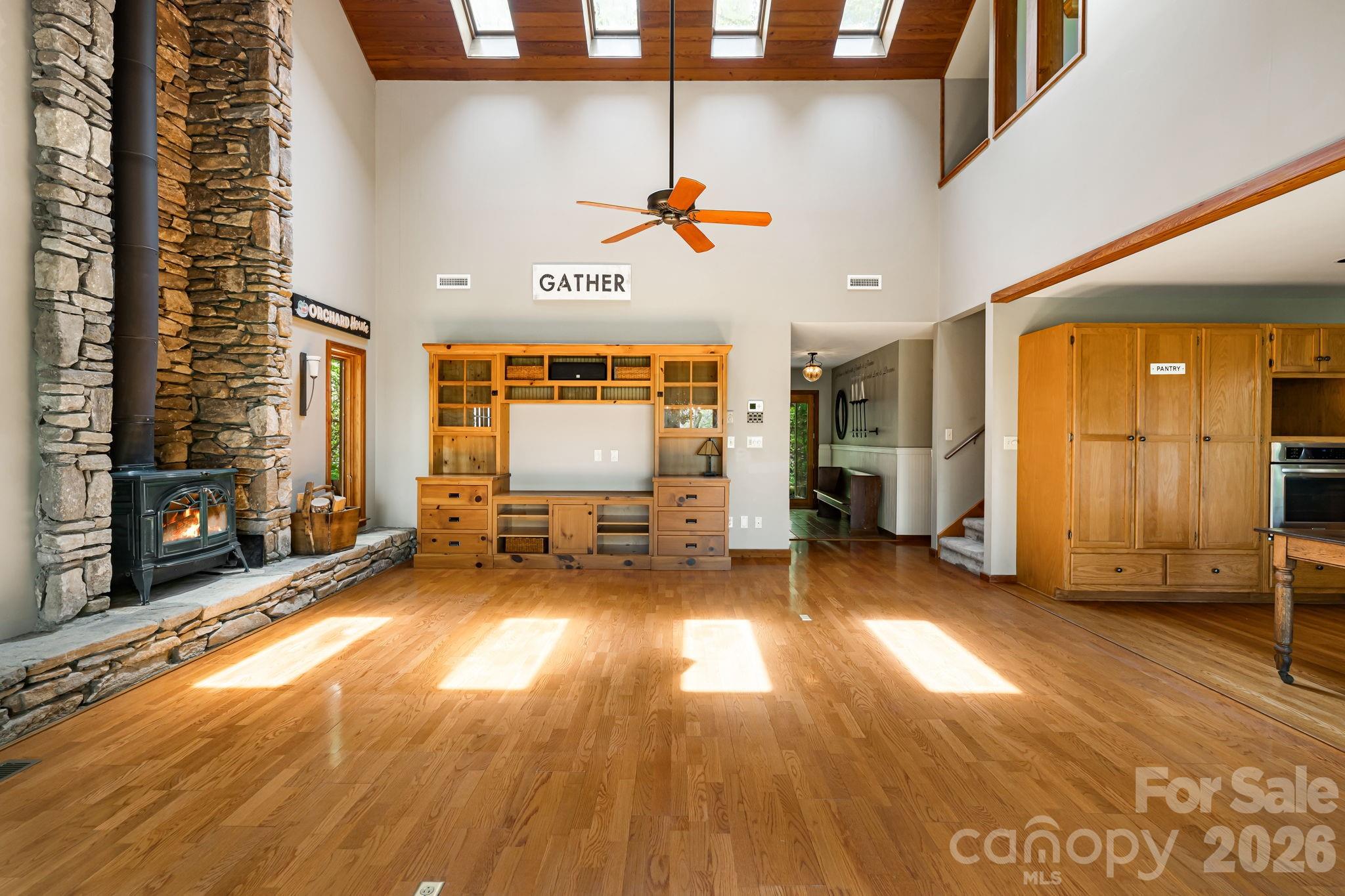 24 Smokey Road Asheville NC 28803