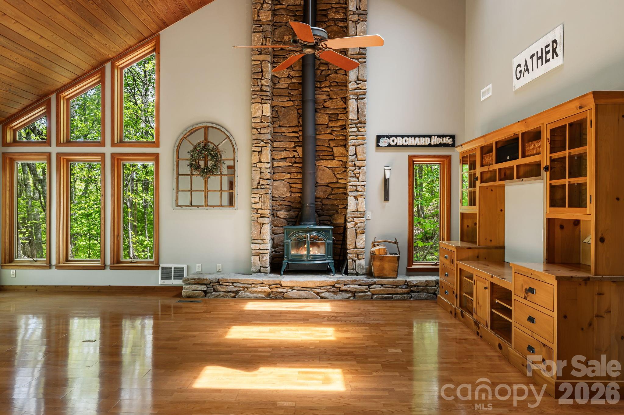 24 Smokey Road Asheville NC 28803