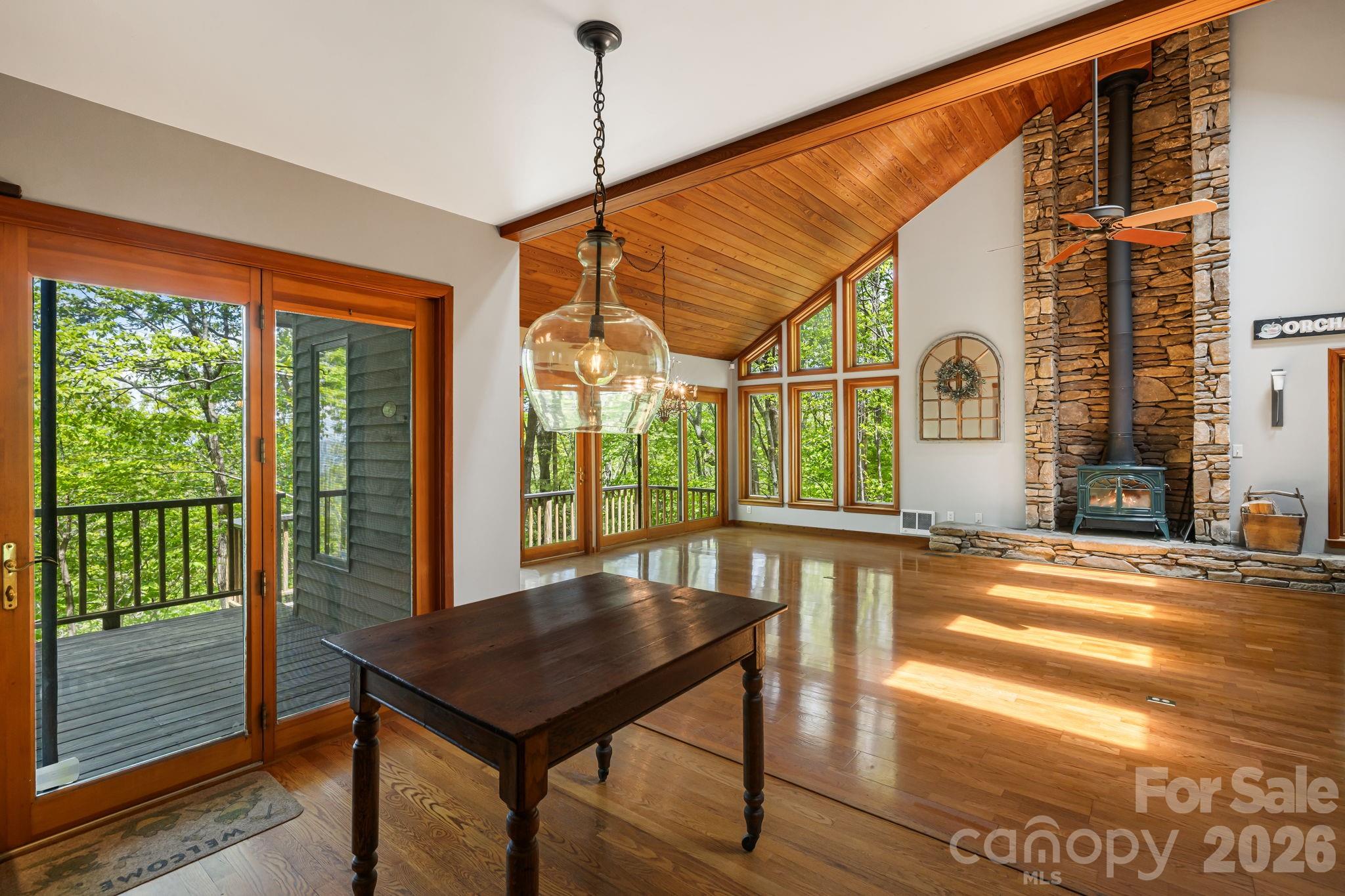 24 Smokey Road Asheville NC 28803