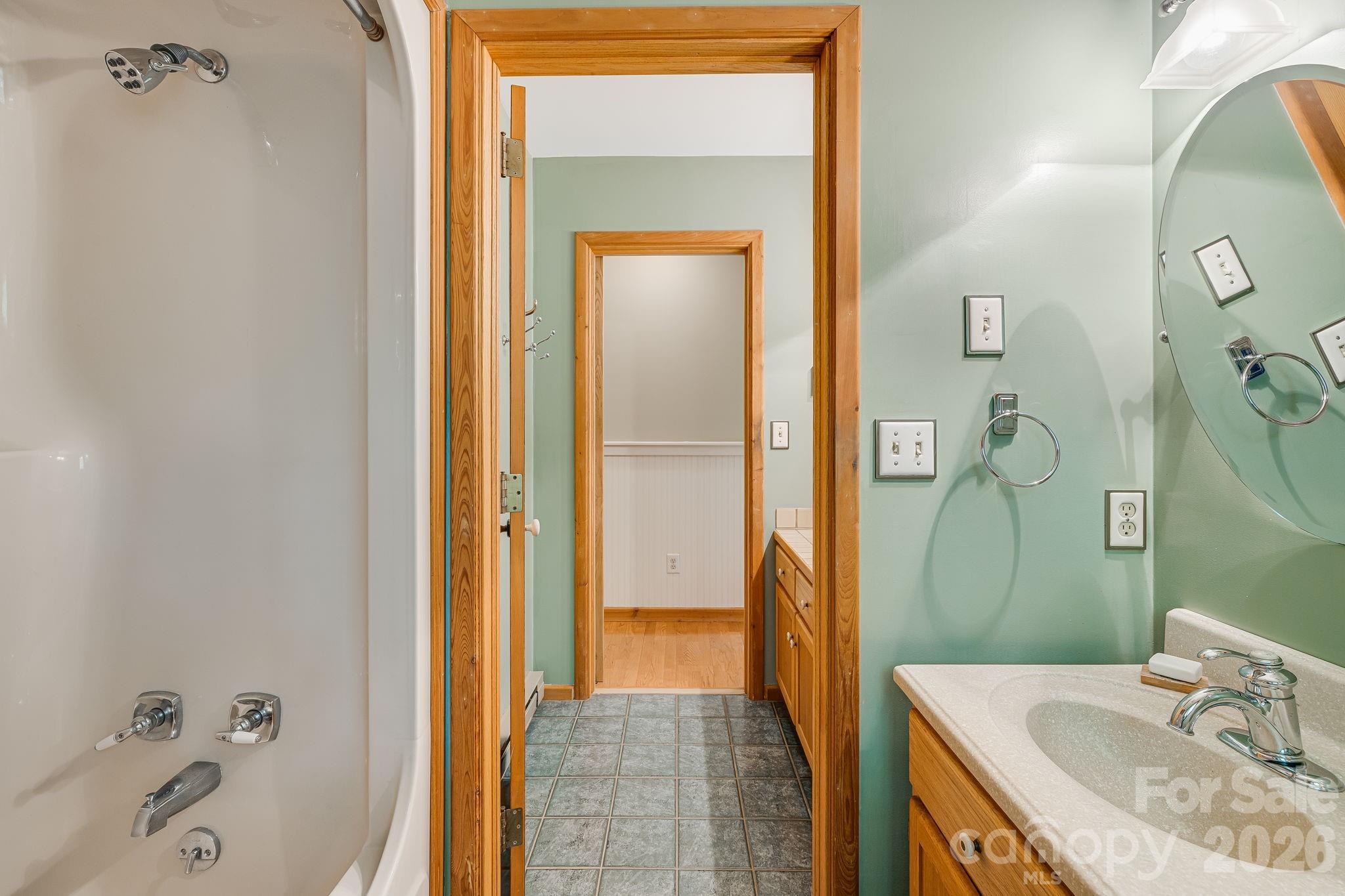 24 Smokey Road Asheville NC 28803