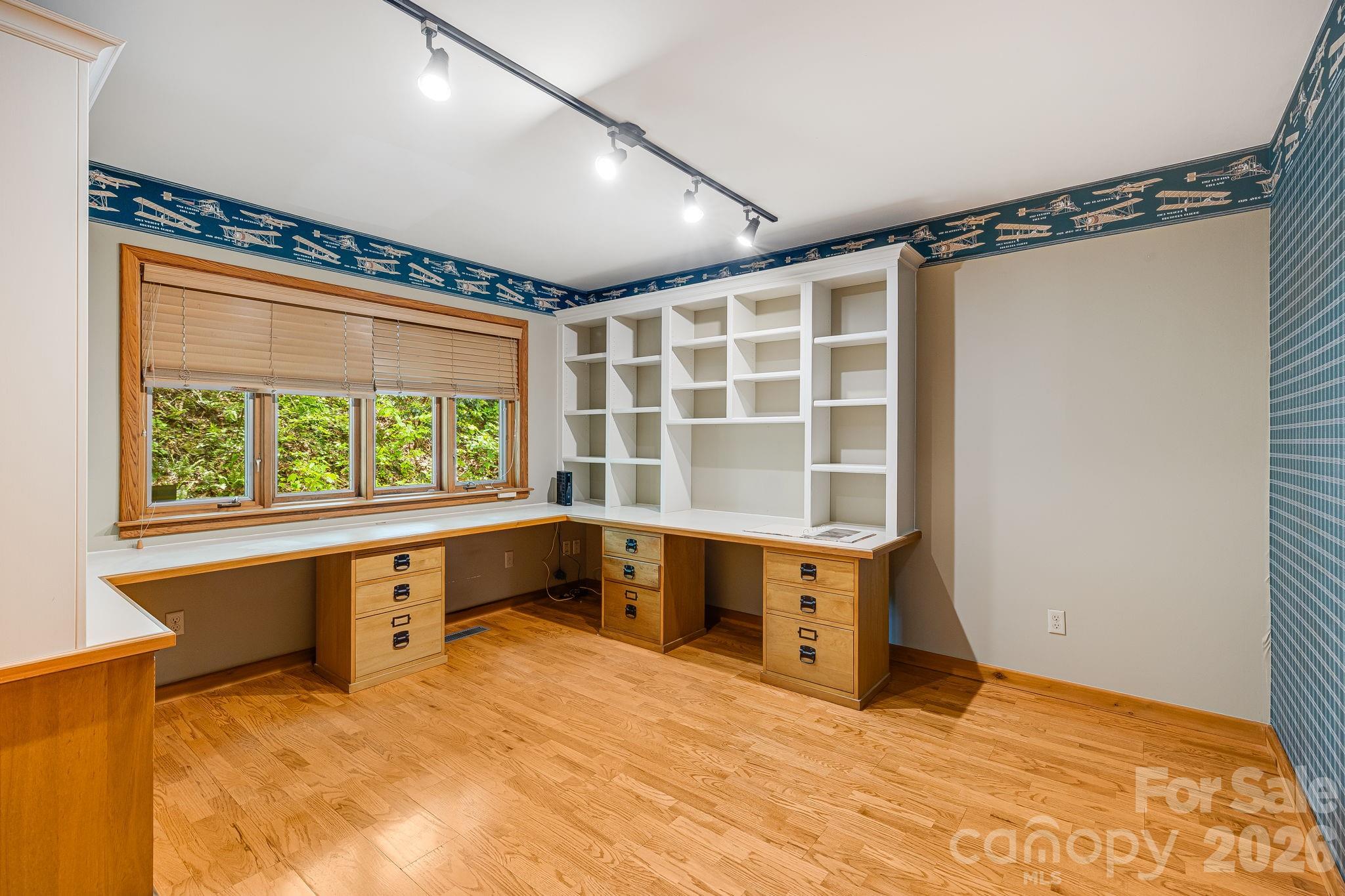24 Smokey Road Asheville NC 28803