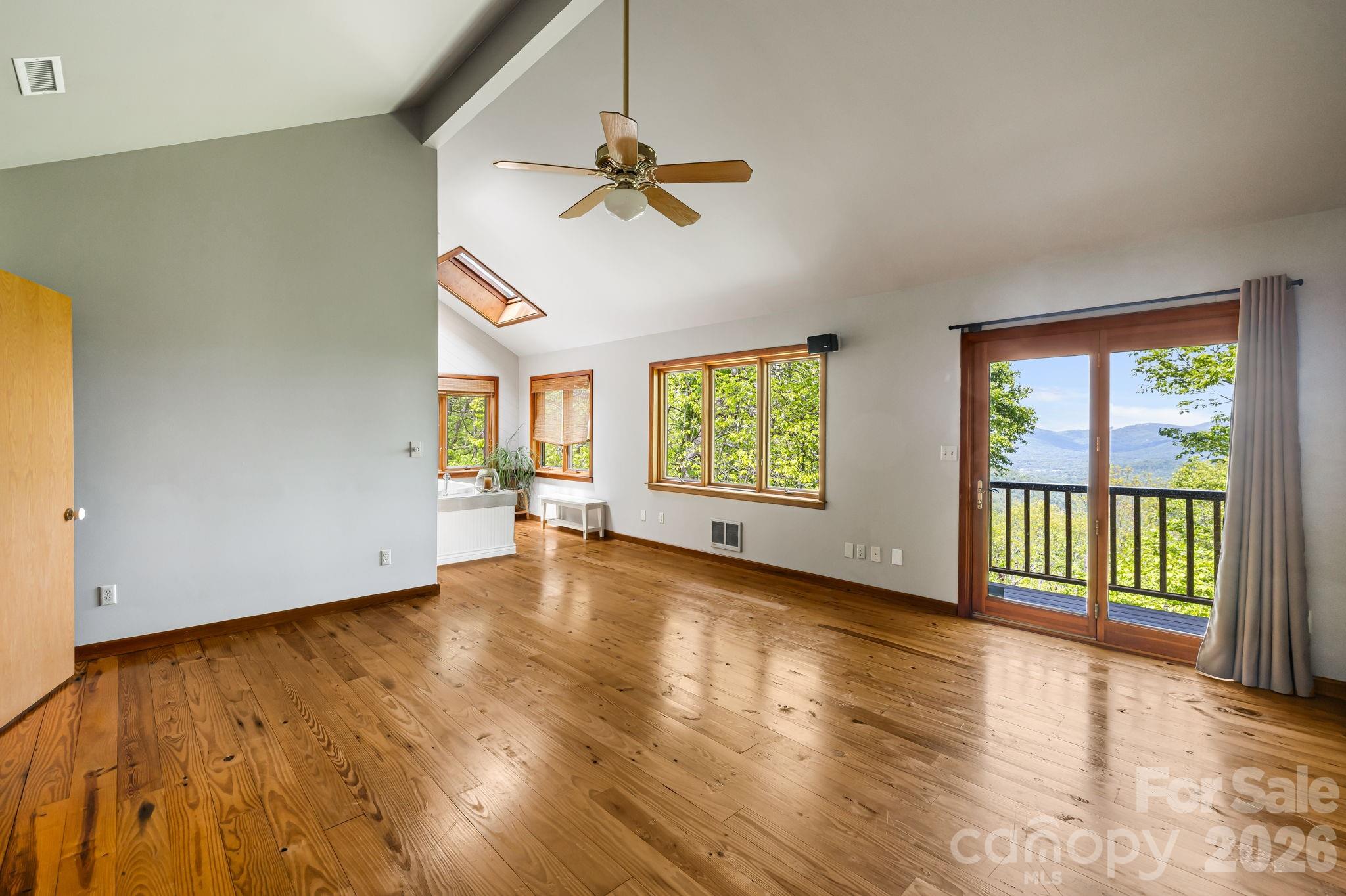 24 Smokey Road Asheville NC 28803