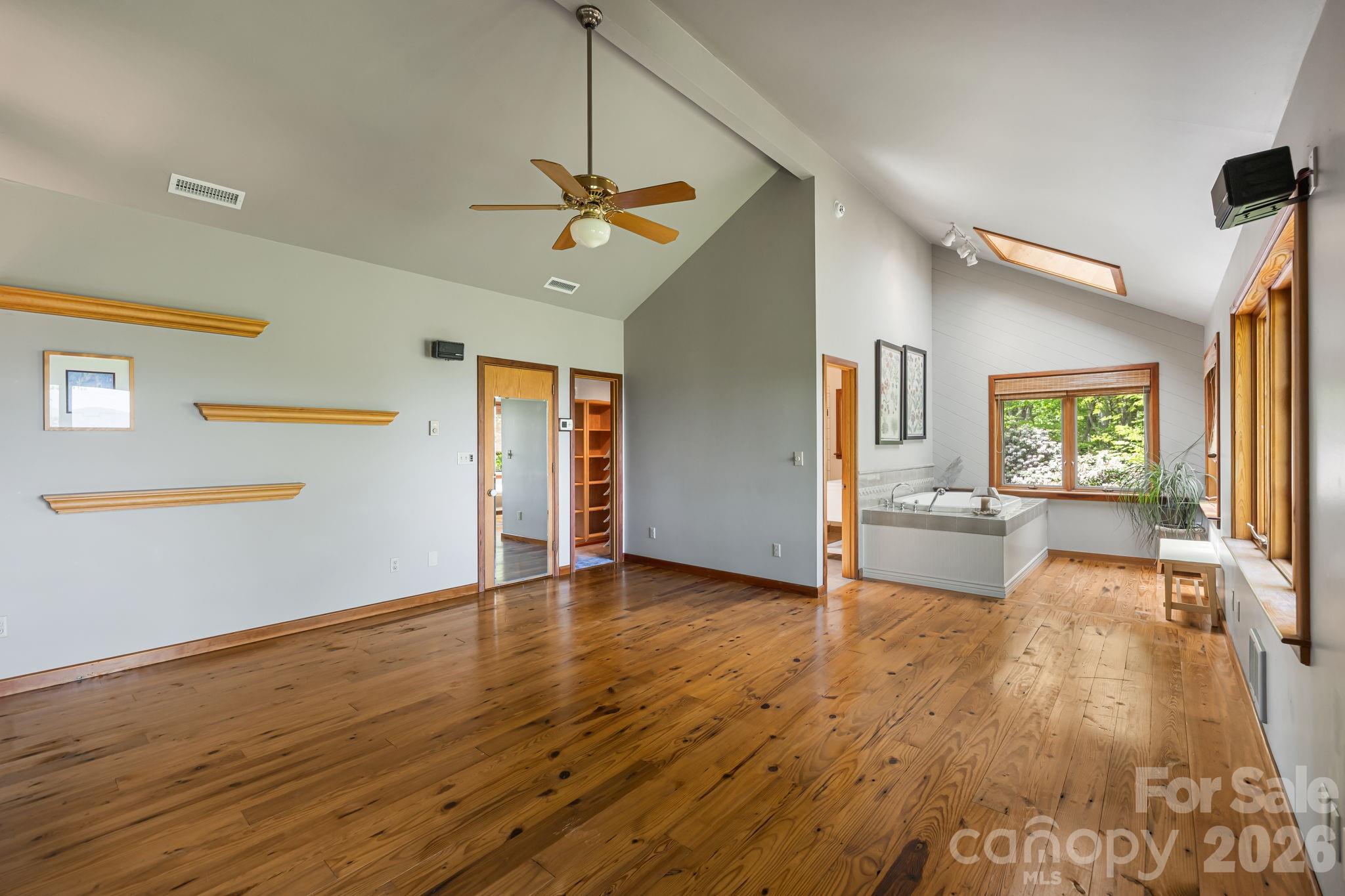 24 Smokey Road Asheville NC 28803