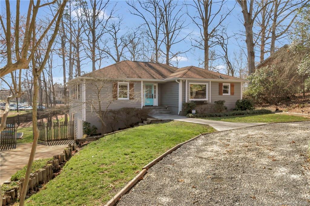 1528 Lumarka Drive Charlotte NC 28212