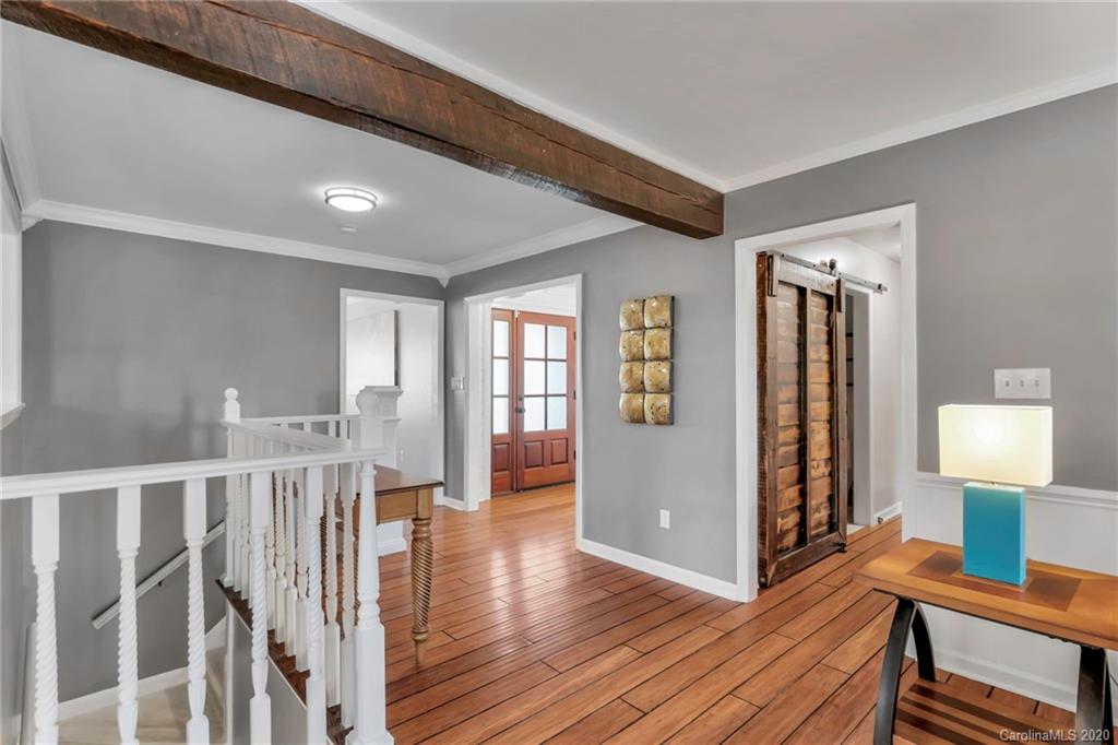 1528 Lumarka Drive Charlotte NC 28212