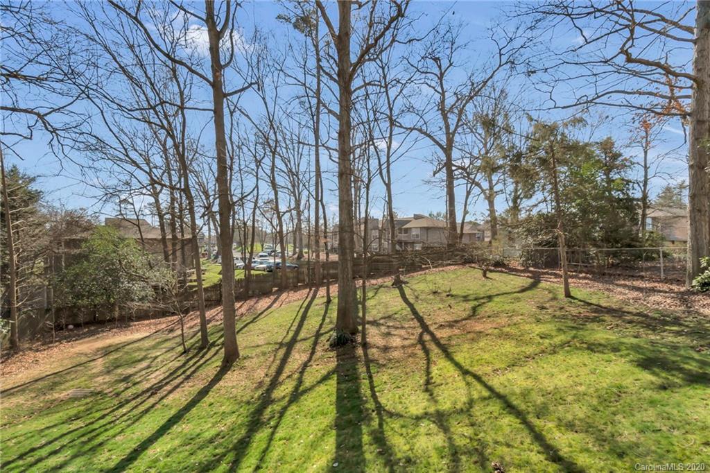 1528 Lumarka Drive Charlotte NC 28212