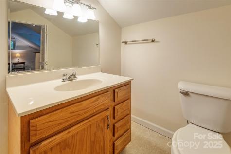 9 Koenig Way Asheville NC 28804