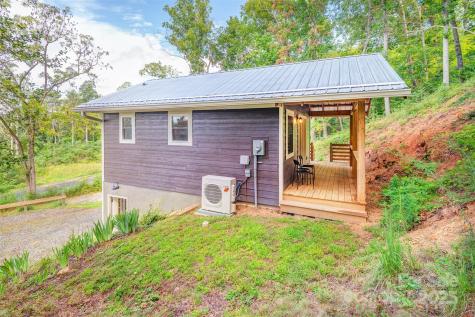 9 Koenig Way Asheville NC 28804