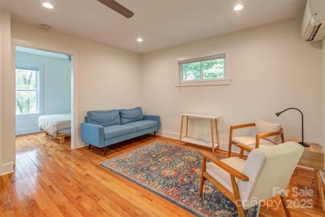 9 Koenig Way Asheville NC 28804