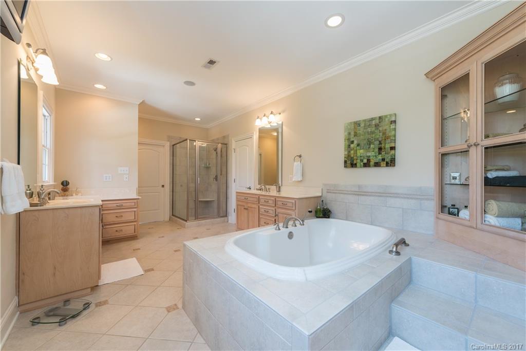 2086 Kings Manor Drive Matthews NC 28104