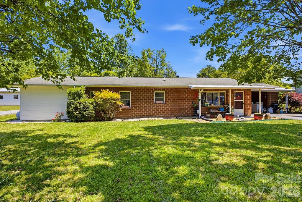 88 Lost Creek Drive Flat Rock NC 28731