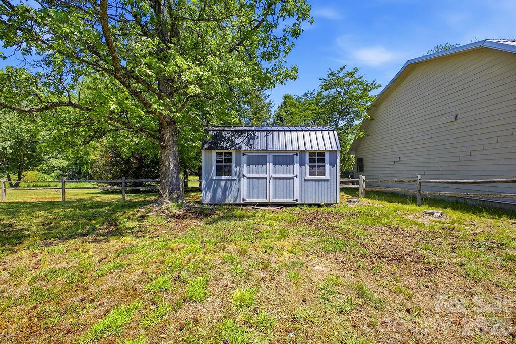 88 Lost Creek Drive Flat Rock NC 28731