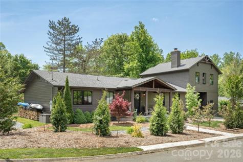 17 Grove Street Brevard NC 28712