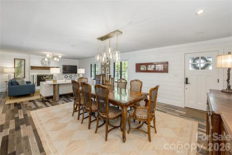 17 Grove Street Brevard NC 28712