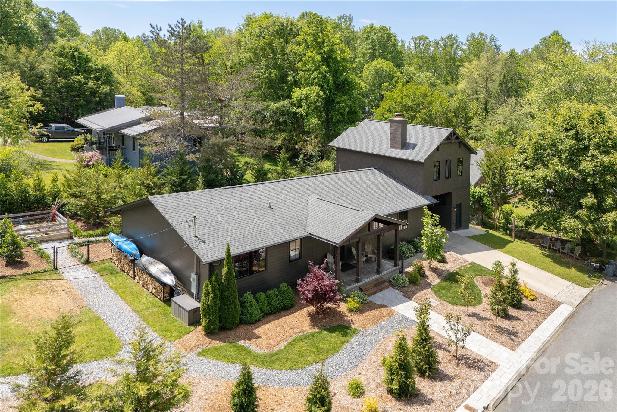 17 Grove Street Brevard NC 28712