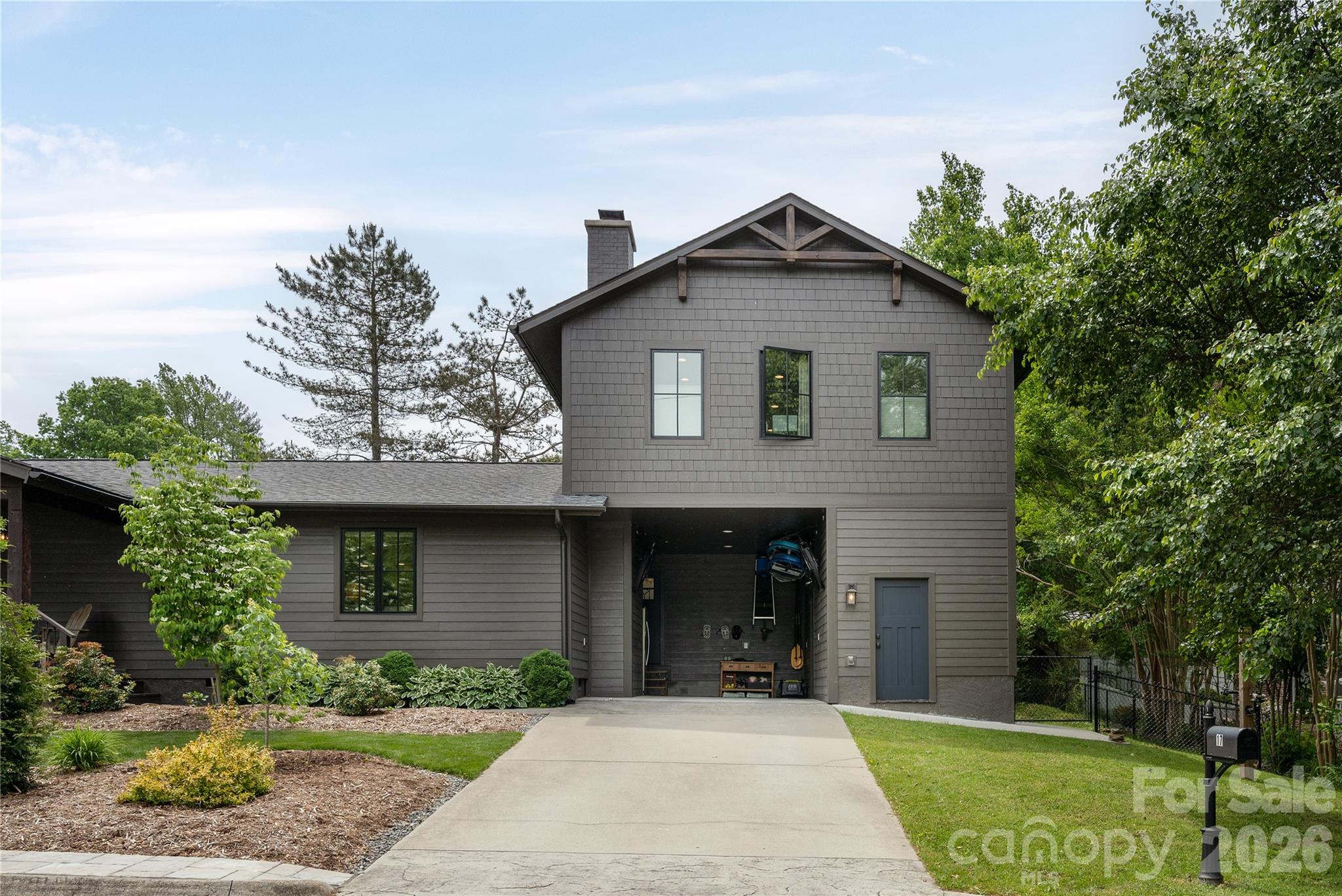 17 Grove Street Brevard NC 28712