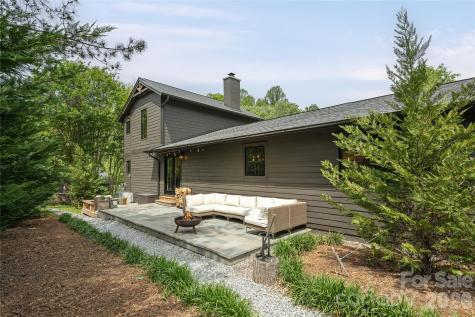 17 Grove Street Brevard NC 28712