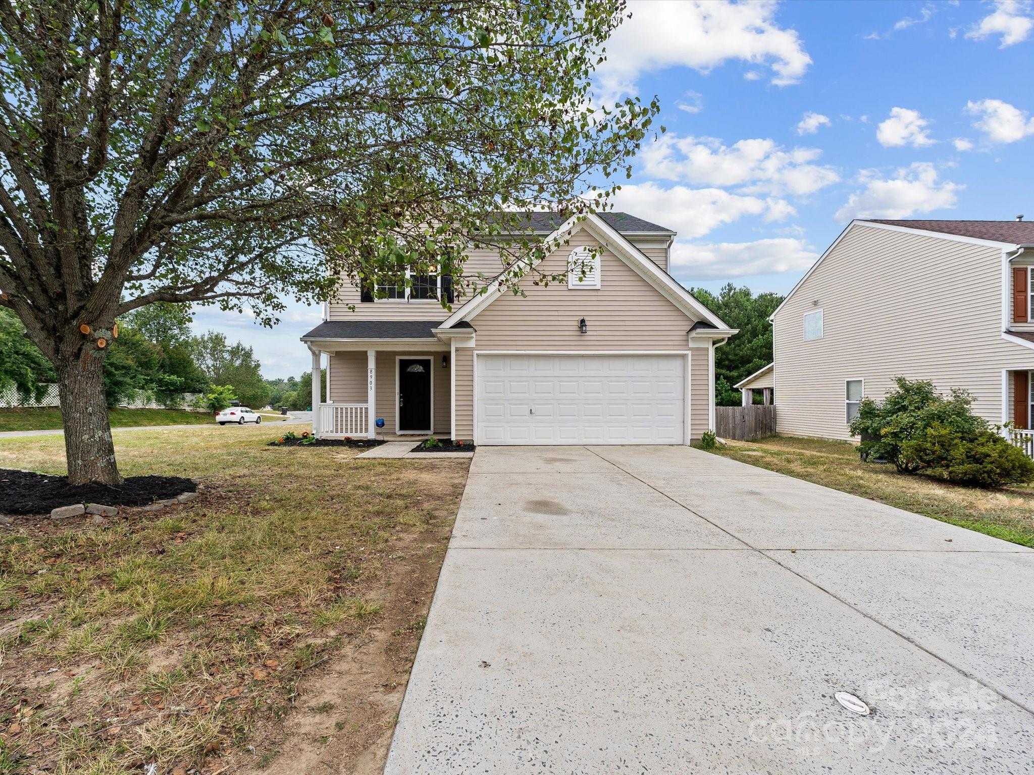 8903 Firestreak Drive Charlotte NC 28216