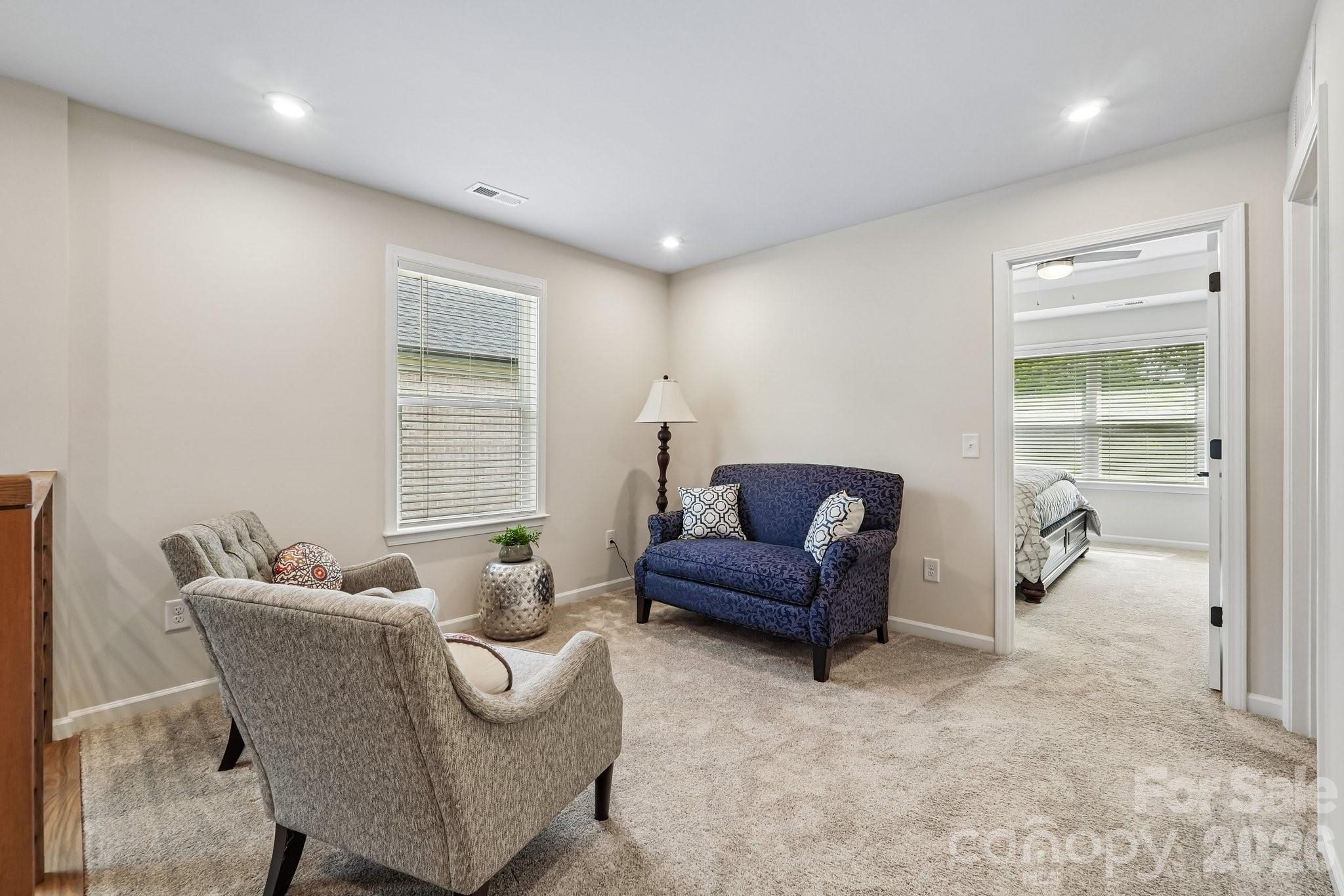 8137 Franklin Trail Street Charlotte NC 28227