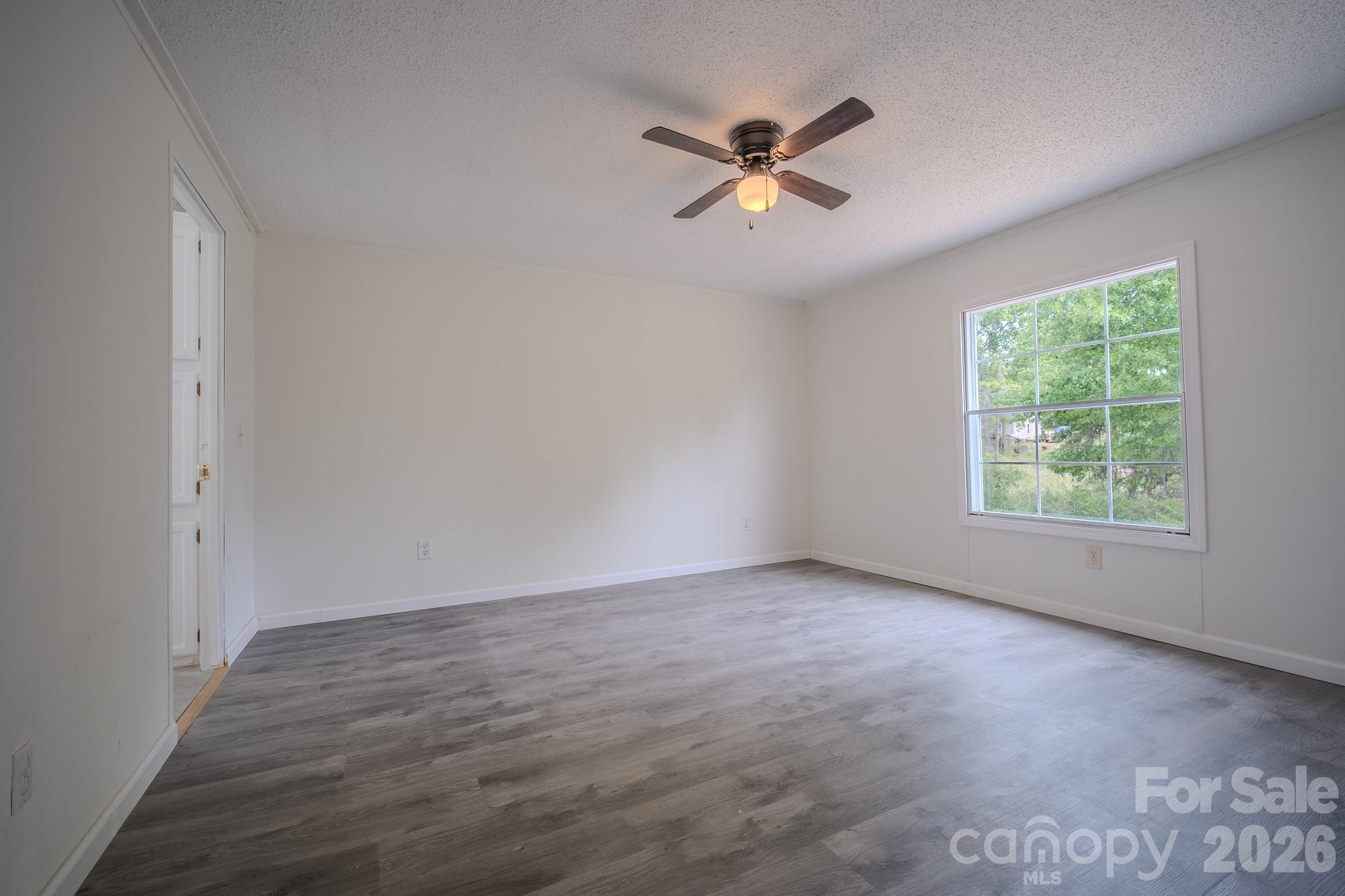2932 23rd Avenue NE Hickory NC 28601