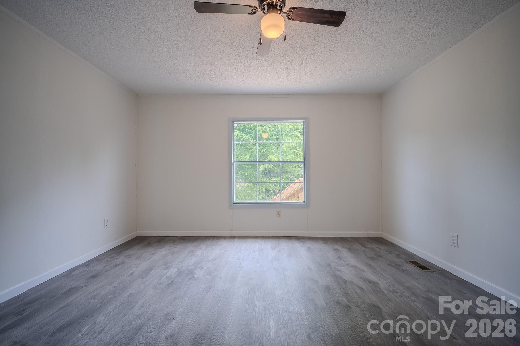 2932 23rd Avenue NE Hickory NC 28601