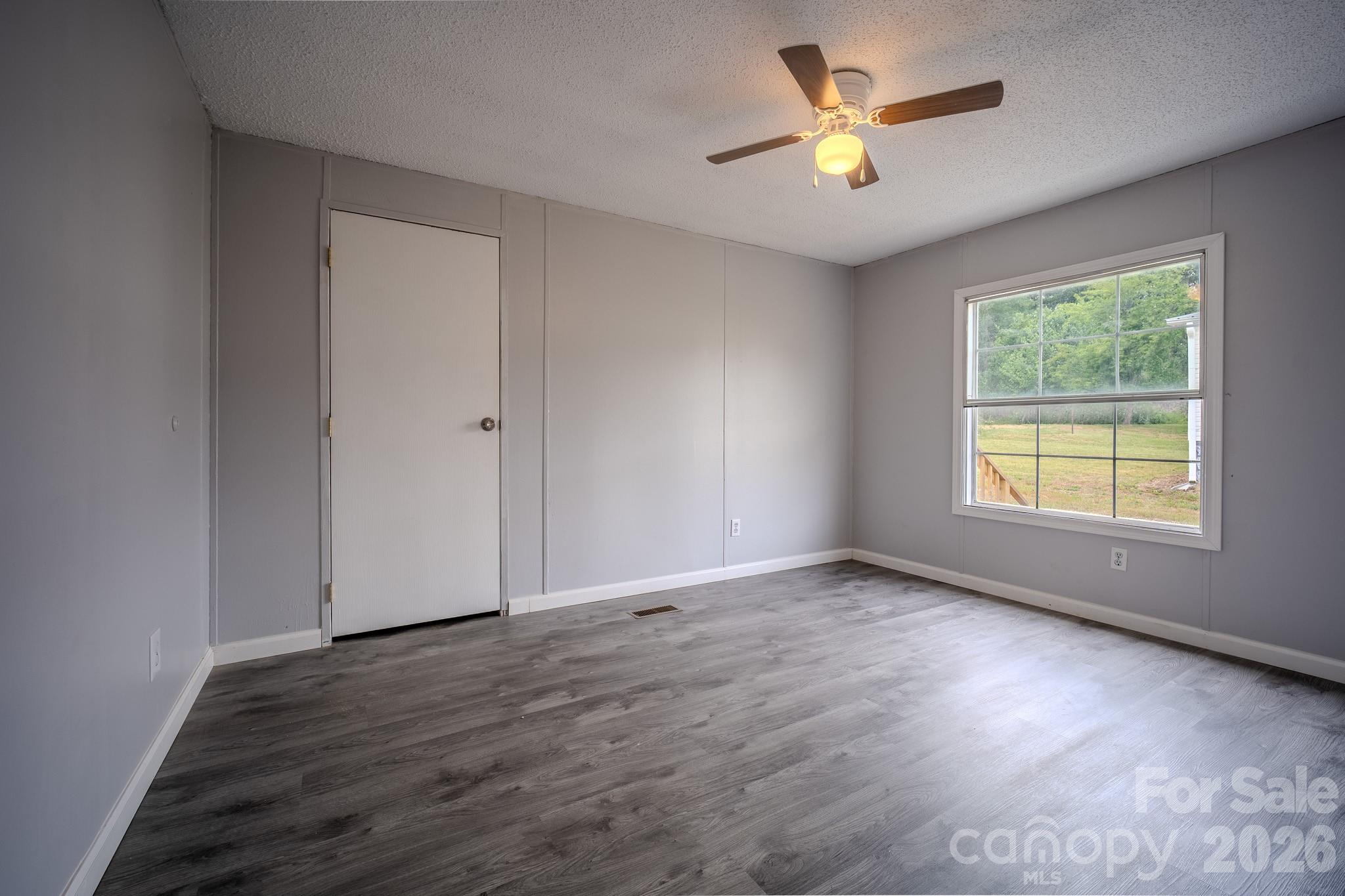 2932 23rd Avenue NE Hickory NC 28601