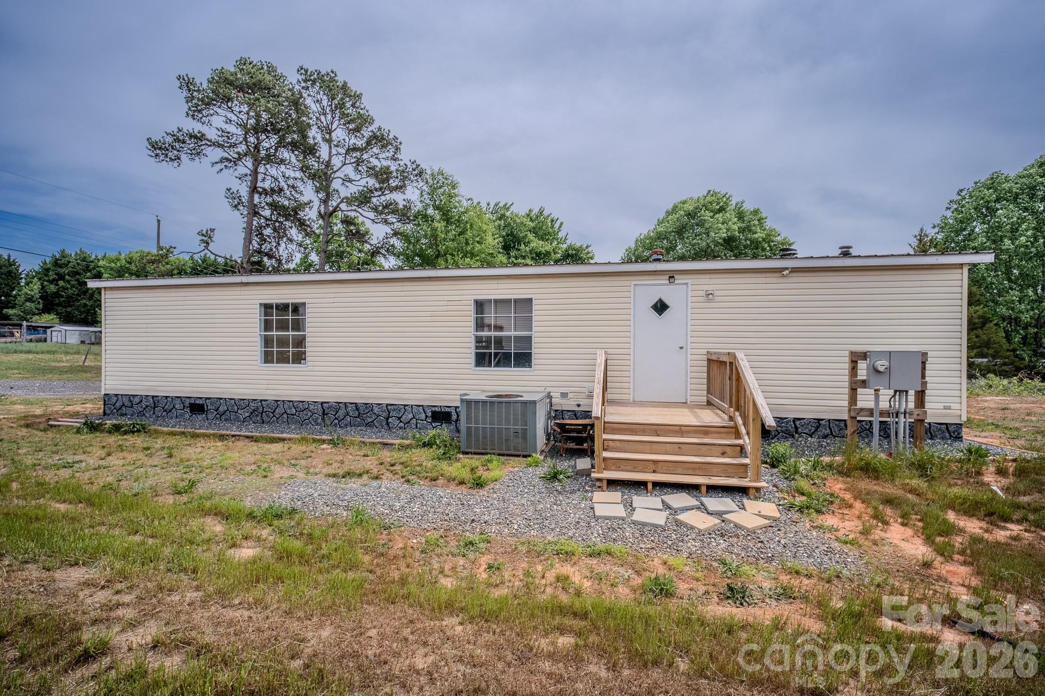 2932 23rd Avenue NE Hickory NC 28601