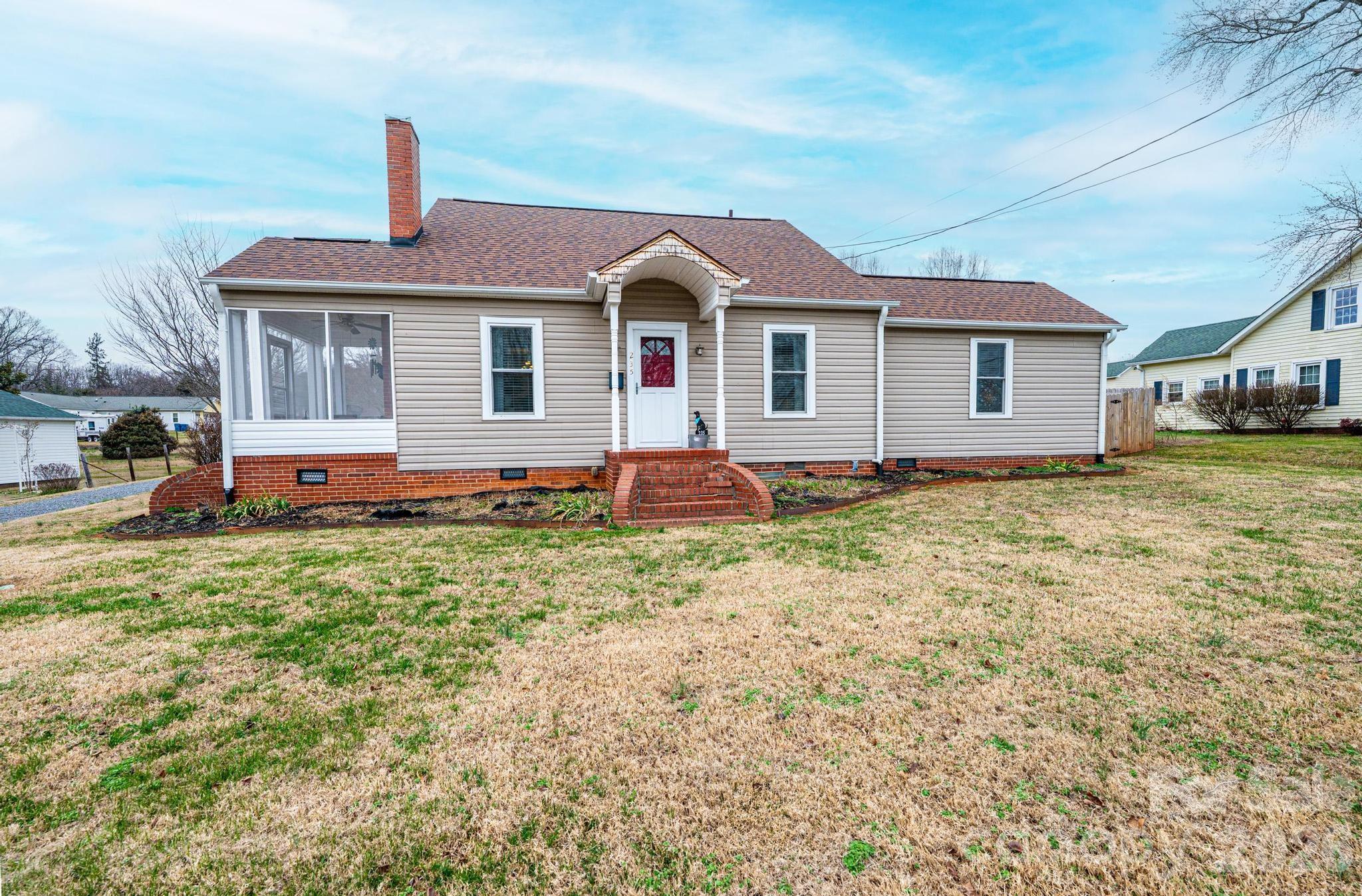 235 Spring Street Mocksville NC 27028