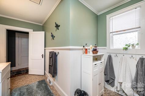 235 Spring Street Mocksville NC 27028