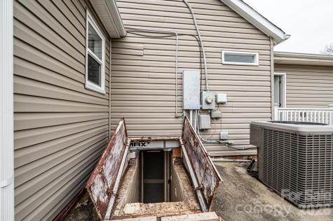 235 Spring Street Mocksville NC 27028