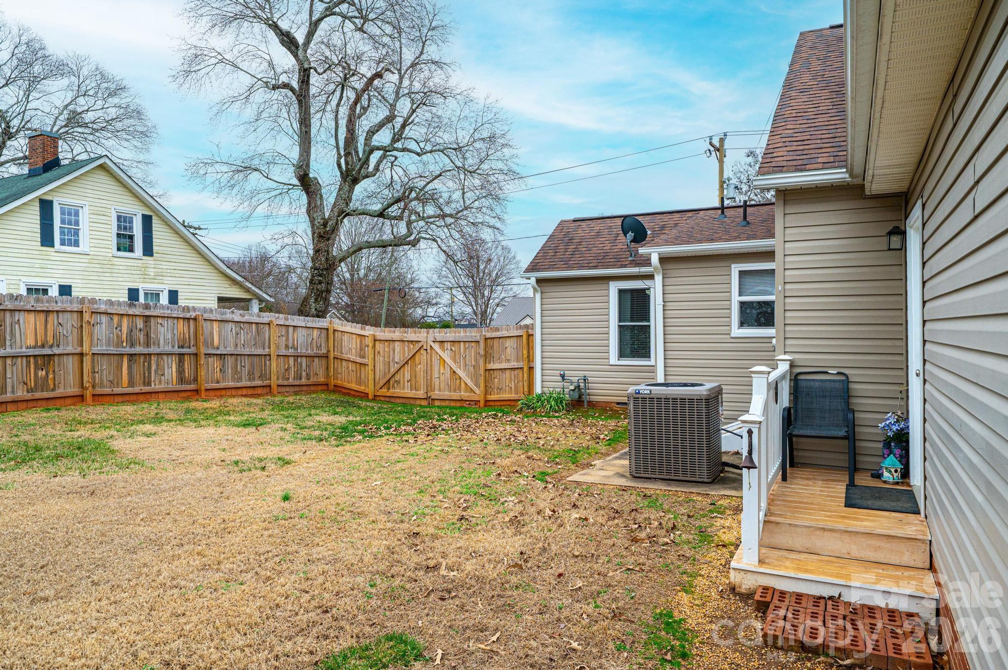 235 Spring Street Mocksville NC 27028