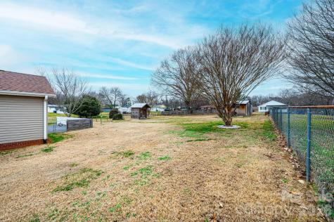 235 Spring Street Mocksville NC 27028