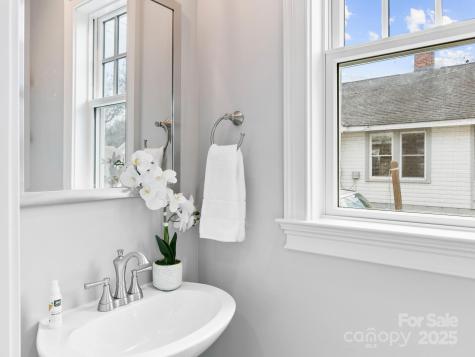 59 Mildred Avenue Asheville NC 28806