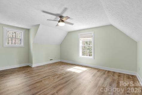8 Fiver Lane Asheville NC 28803