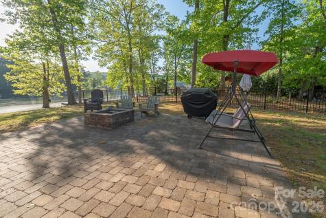 150 Pinehaven Lane New London NC 28127