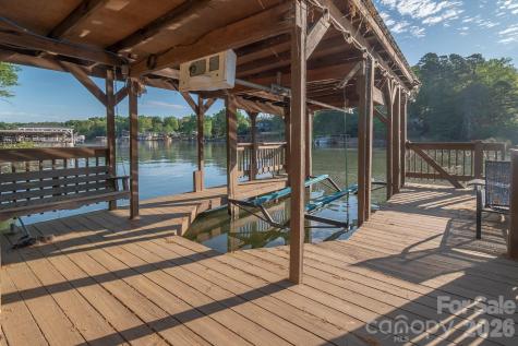 150 Pinehaven Lane New London NC 28127