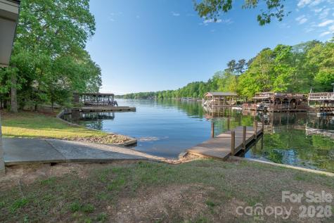 150 Pinehaven Lane New London NC 28127