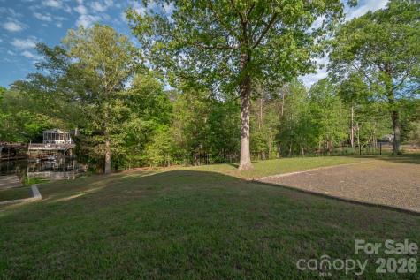150 Pinehaven Lane New London NC 28127