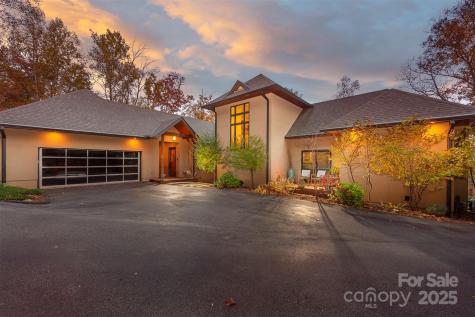 34 Finch Drive Asheville NC 28804