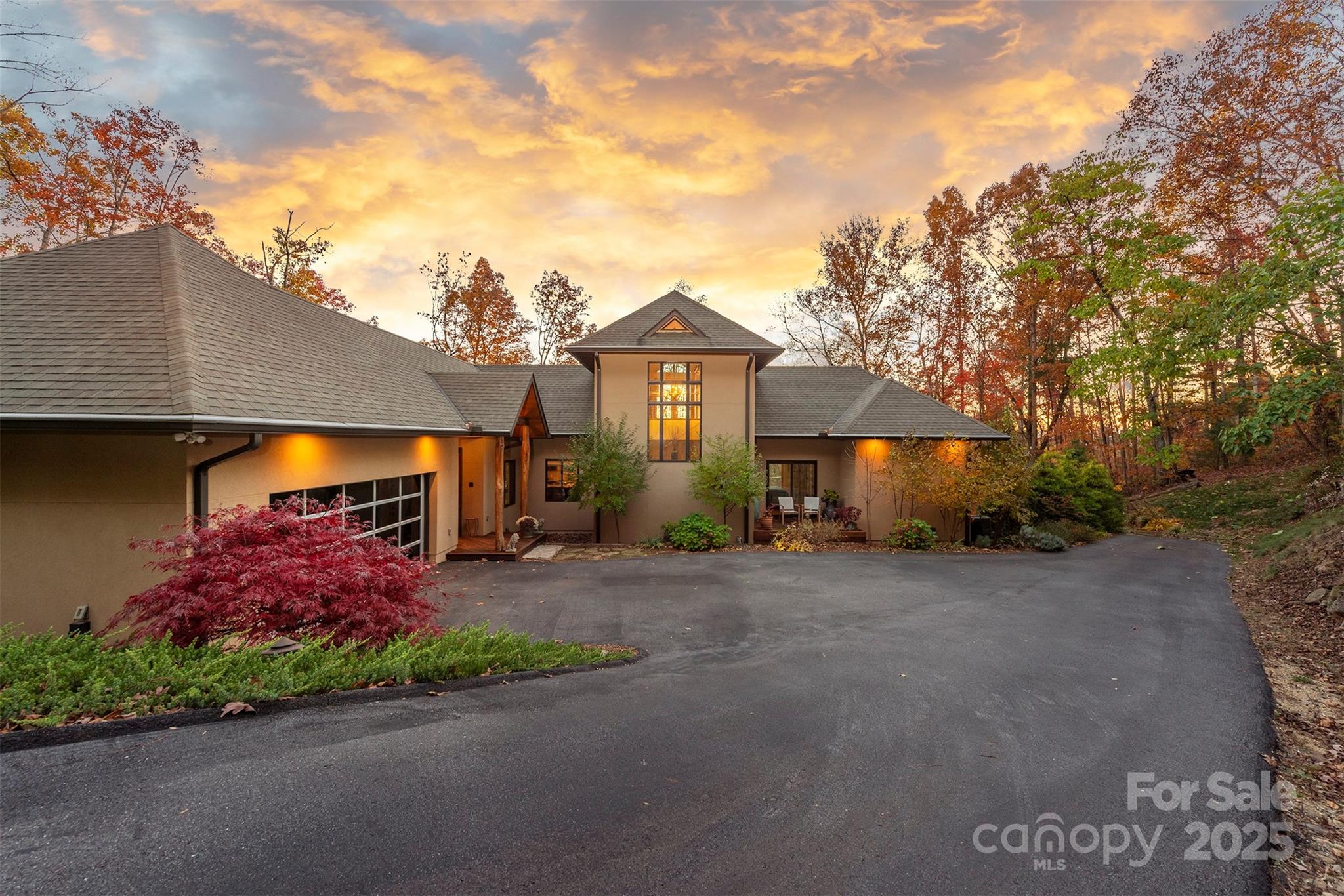 34 Finch Drive Asheville NC 28804